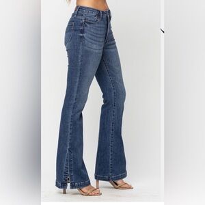 JUDY BLUE Size 13 / 31 Tummy Control Split Hem Slim Bootcut Jeans Style #88476